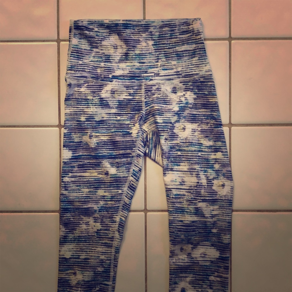 Lululemon In Movement Crops: like new!!